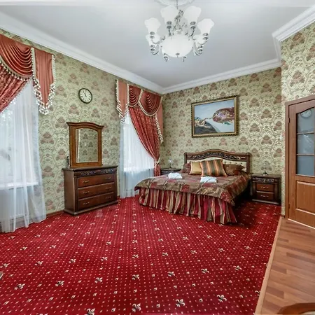 Apartment Queen Opera