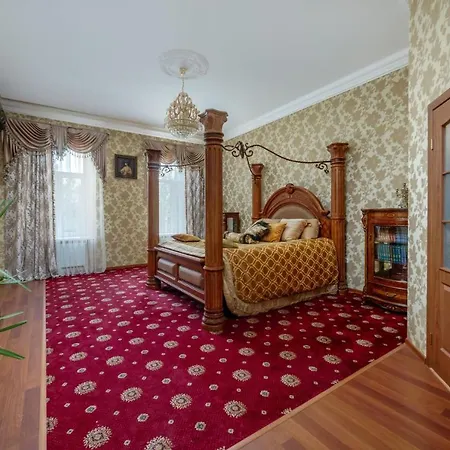 Apartment Queen Opera Odesa